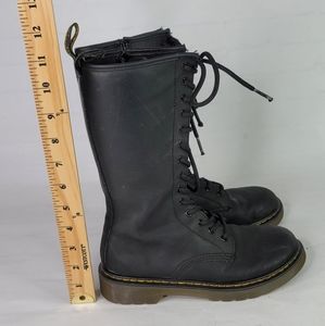 Dr. Martens 1914 Juniors Black Boot Size 2